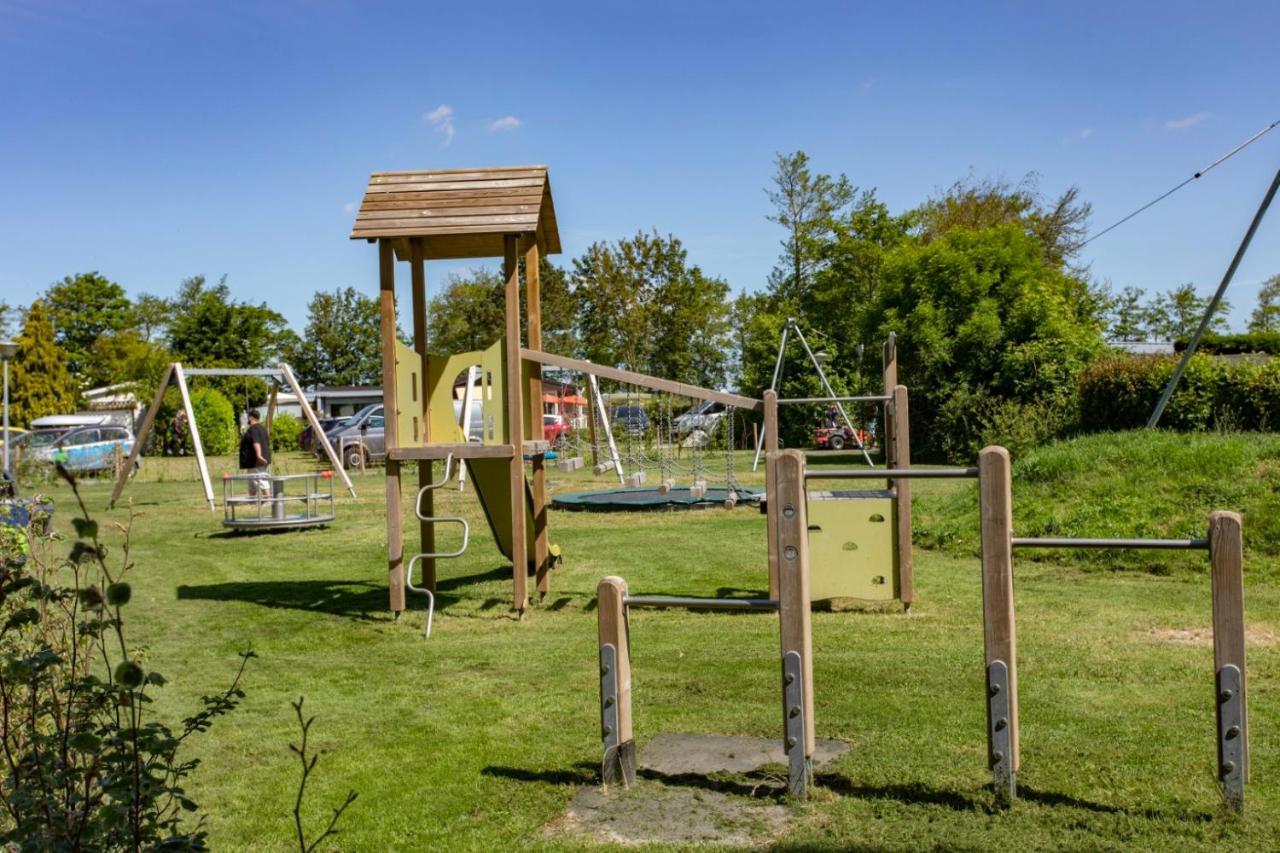 Villa Aan 'T Wiel Op Recreatiepark De Wielen シント・マールテン エクステリア 写真